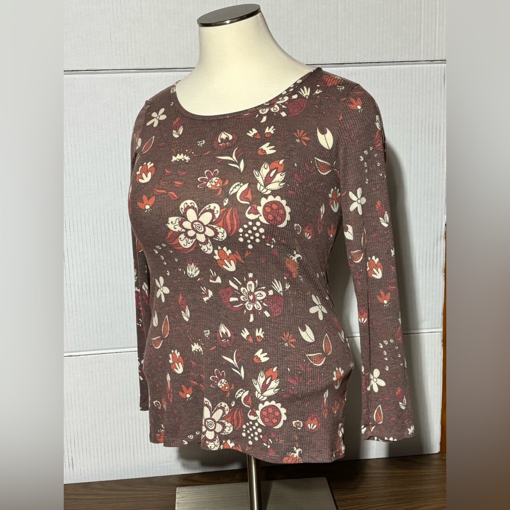 LuLaRoe women’s size large pullover top